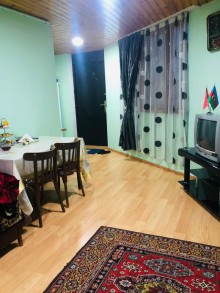 Nardaran qəsəbəsində Lahıc bağlarında Torpaq, -2