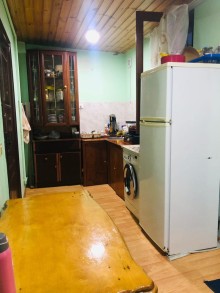 Nardaran qəsəbəsində Lahıc bağlarında Torpaq, -11