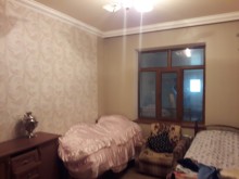 Badamdar qesebesi,3-cü massiv erazisi heyet evi, -14