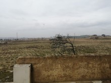 Mehemmedi kendi su anbarin yani Torpaq, -3