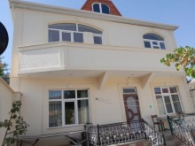 Badamdar qesebesi,1-ci massiv,Heyder Eliyev parkinin arxasinda ev, -1