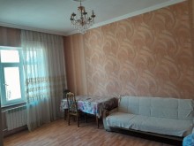 Badamdar qesebesi,1-ci massiv,Heyder Eliyev parkinin arxasinda ev, -4