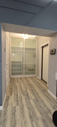 Şərq Bazarı terefde Yeni Tikili, -12