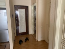 Yeni tikili 17 mərtəbəli binanin 3 otaqa( düzəlmə), -8