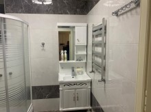 Yeni tikili 17 mərtəbəli binanin 3 otaqa( düzəlmə), -9