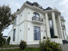 Mərdəkanda 17 Sot torpaq sahəsi olan möhtəşəm Bağevi, -1