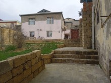 Badamdarda Həyət evi satilir, -2
