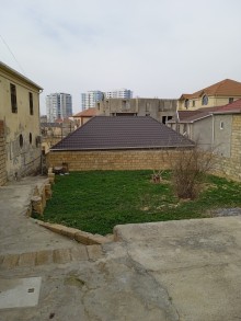 Badamdarda Həyət evi satilir, -3