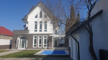 Santral Electric mağazasina catmamış, əsas yoldan 100 metr içəridə ev, -9