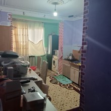 Xəzər dairəsi yaxınlığında Köhnə Tikili, -8