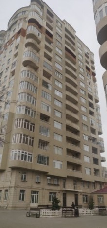 Neftçilər metrosu, Bəkir Çobanzadə küçəsi Yeni Tikili, -15