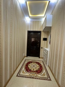 Neftçilər metrosu, Bəkir Çobanzadə küçəsi Yeni Tikili, -16