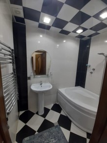 Həzi Aslanov metrosunda Yeni Tikili, -11