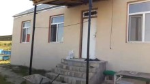 Qızmeydan kəndində  Həyət evi, -1