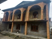 Bakıxanov qəsəbəsi Dağın üstünde ev satilir, -1