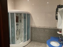 Qarayev metrosu, İnci şadlıq sarayına yaxın ev satılır, -11