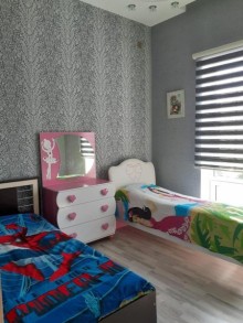 Merdekan qesebesinde ilin 4 fəsli yaşayış olan məkanda, Encirlik yolunda, -15