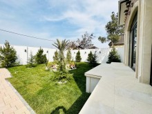 Mərdəkan qəsəbəsində Duz çörək restoranı ətrafında həyət evi, -7