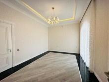 Mərdəkan qəsəbəsində Duz çörək restoranı ətrafında həyət evi, -15