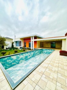 Mərdəkan Qəsəbəsində Yola Yaxın Villa, -1