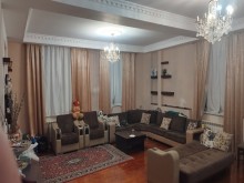 Qobu qəsəbəsində Həyət evi, -2