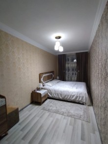 Bakıxanovda Köhnə Tikili 2 otaqli, -10