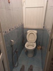 Bakıxanov qəsəbəsi İcra hakimiyyətinin yanı köhnə tikili, -5