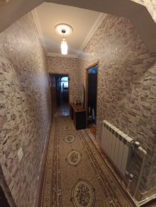Bakıxanov qəsəbəsi İcra hakimiyyətinin yanı köhnə tikili, -8
