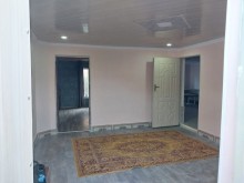 Hövsan yolunun üstündə Həyət evi, -3