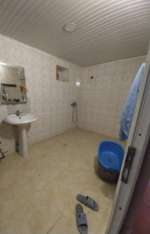 Hövsan yolunun üstündə Həyət evi, -5