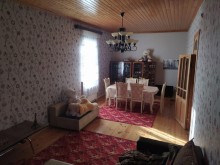 novxanida Həyət evi, -8