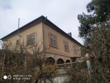 suvalan qesebesinde Həyət evi, -1