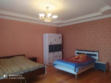 buzovna qesebesinde denize geden yolda Həyət evi, -8