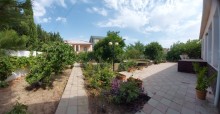 Görədil kəndində bağ evi satılır, -17