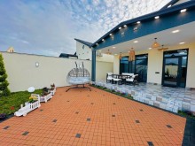Mərdəkan qəsəbəsində əşyalı 4 otaqlı həyət evi satılır – 170 m² villa, hovuzlu, -3