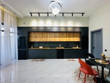 Mərdəkan qəsəbəsində əşyalı 4 otaqlı həyət evi satılır – 170 m² villa, hovuzlu, -13