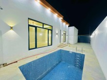 Şüvəlanda Hovuzlu 4 Otaqlı Həyət Evi Satılır, -2