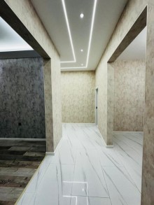 Şüvəlanda Hovuzlu 4 Otaqlı Həyət Evi Satılır, -12