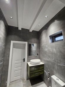 Şüvəlanda 4 sot torpaq sahəsində villa satılır, -9