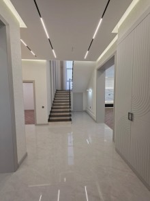 Şüvəlanda 4.5 sot torpaq sahəsində 200 m²-lik villa satılır, -10