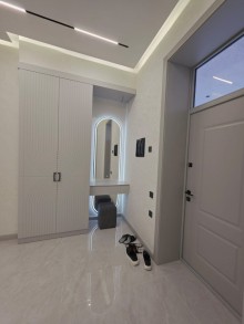Şüvəlanda 4.5 sot torpaq sahəsində 200 m²-lik villa satılır, -12