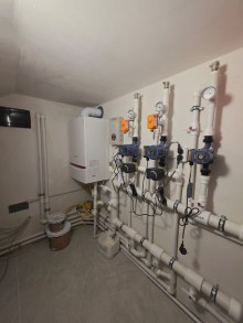 Şüvəlanda 4.5 sot torpaq sahəsində 200 m²-lik villa satılır, -14