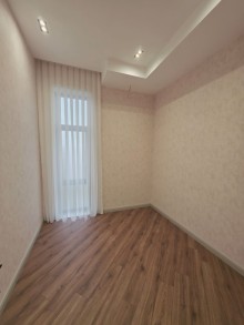 Şüvəlanda 4.5 sot torpaq sahəsində 200 m²-lik villa satılır, -16
