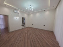 Şüvəlanda 4.5 sot torpaq sahəsində 200 m²-lik villa satılır, -17