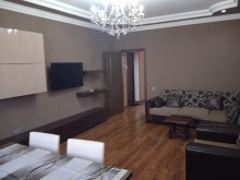 Bakıxanov qəsəbəsində 2 otaqlı təmirli mənzil satılır, -2