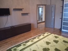 Bakıxanov qəsəbəsində 2 otaqlı təmirli mənzil satılır, -6