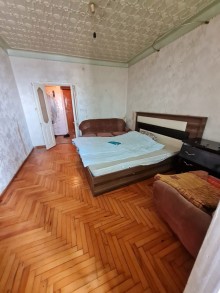 Satılır Köhnə Tikili Bakıxanov qatar stansiyasına və Stimul Hospitala yaxın, -4
