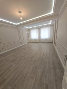 Satılır Yeni Tikili, Binəqədi.r, 9-cu mikrorayon, Nəsimi.m-9