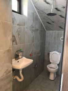 Bakıxanov qəsəbəsində 7 otaqlı həyət evi satılır, -11