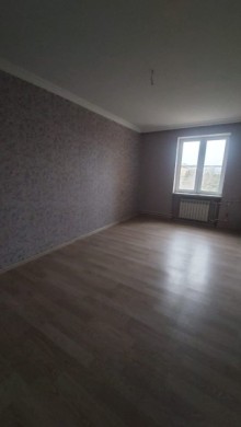 Bakıxanovda köhnə tikili binada 3 otaqlı mənzil icarəyə verilir, -5